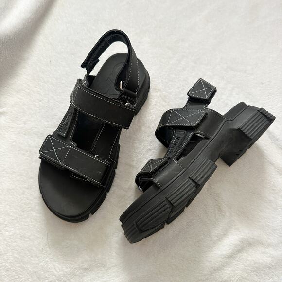 Ganni Chunky Strappy Rubber Fisherman Sandals. - Picture 1 of 9
